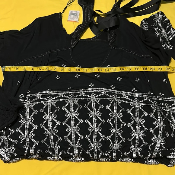Free People oversized black/silver sequined tops size S - Picture 10 of 11